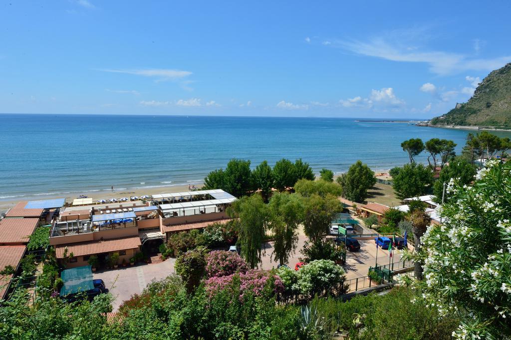 Hotel Acquasanta Terracina Eksteriør bilde