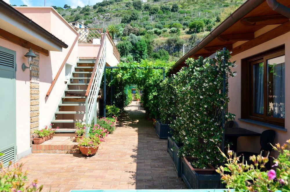 Hotel Acquasanta Terracina Eksteriør bilde