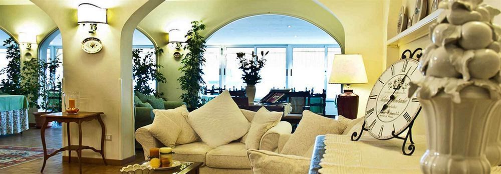 Hotel Acquasanta Terracina Eksteriør bilde