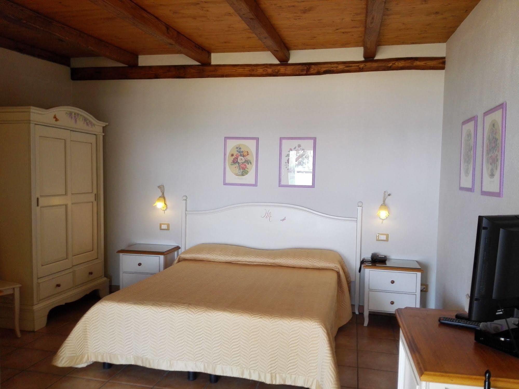 Hotel Acquasanta Terracina Eksteriør bilde