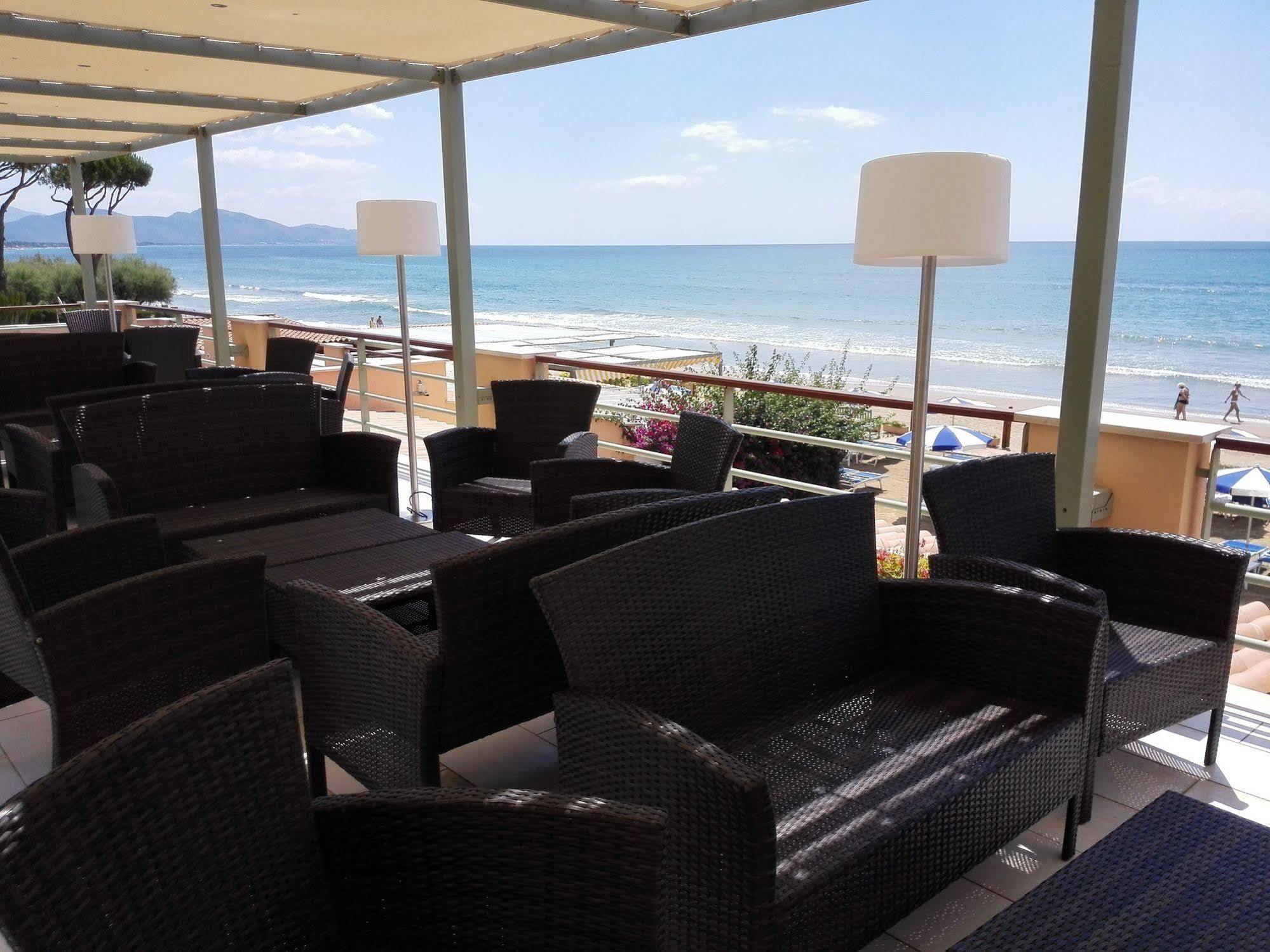 Hotel Acquasanta Terracina Eksteriør bilde