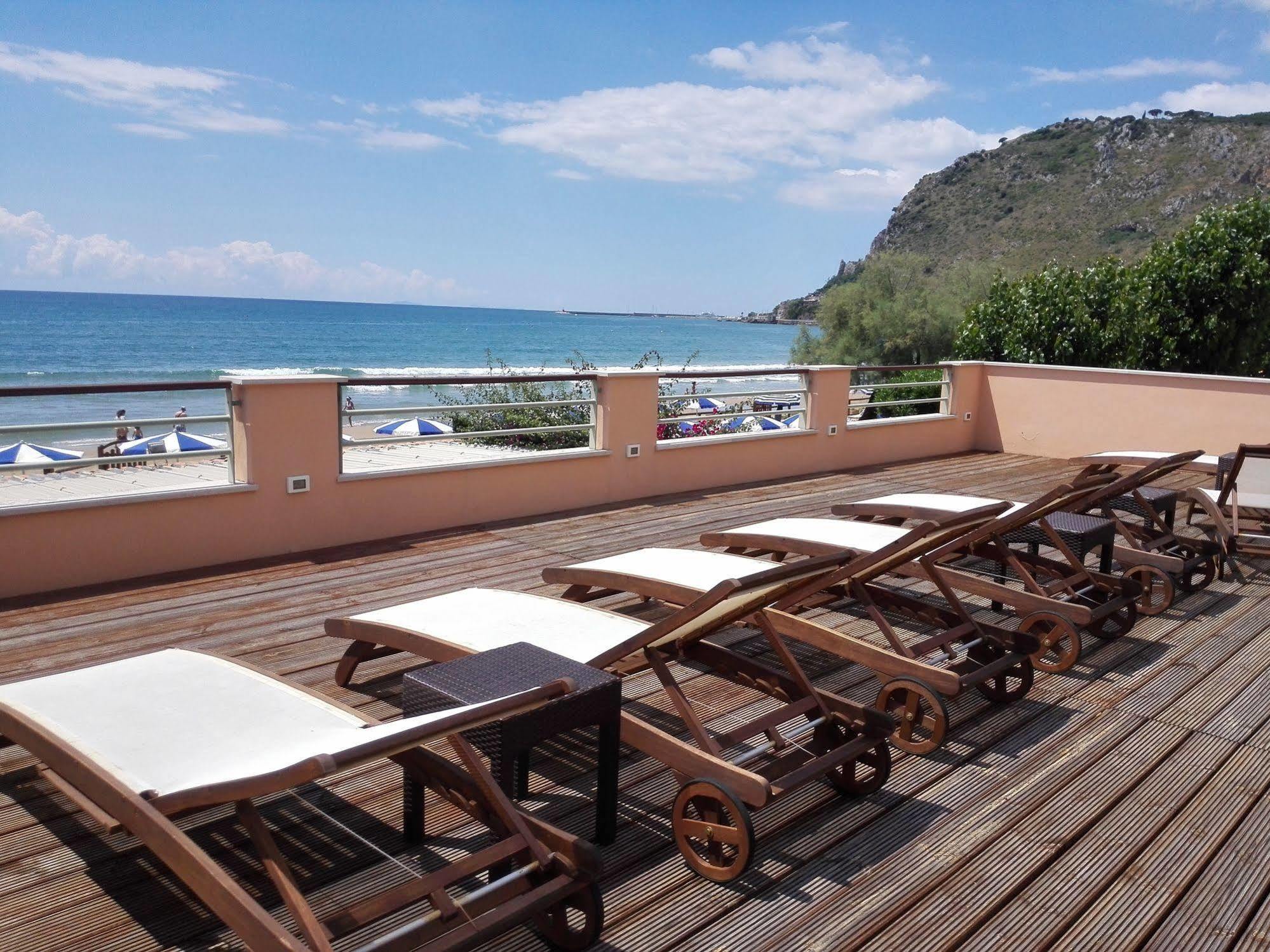 Hotel Acquasanta Terracina Eksteriør bilde